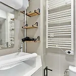 Apartment Charming 1 Bedroom Flat Coeur Du Marais By Prestige Paris