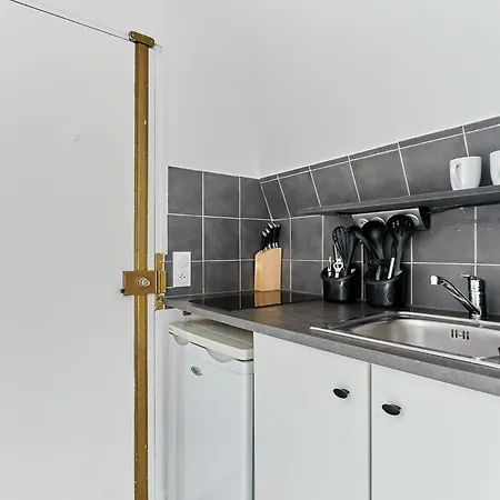 Charming 1 Bedroom Flat Coeur Du Marais By Prestige 아파트 *